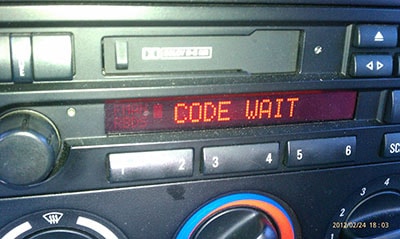 enter fiat 500l radio code